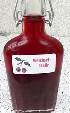 Brombeer Likör Flasche